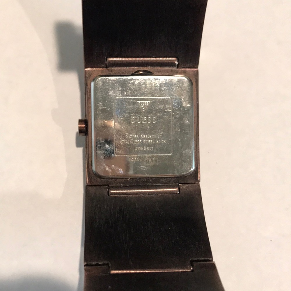 Guess watch - Picture 3 of 5